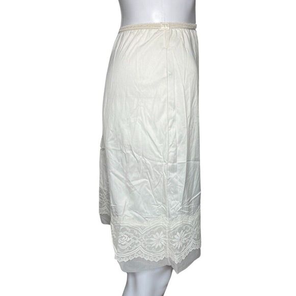 Lorraine Slip Womens Small Short Cream Lace Mesh Lingerie Undergarment‎ Vintage - Picture 2 of 6